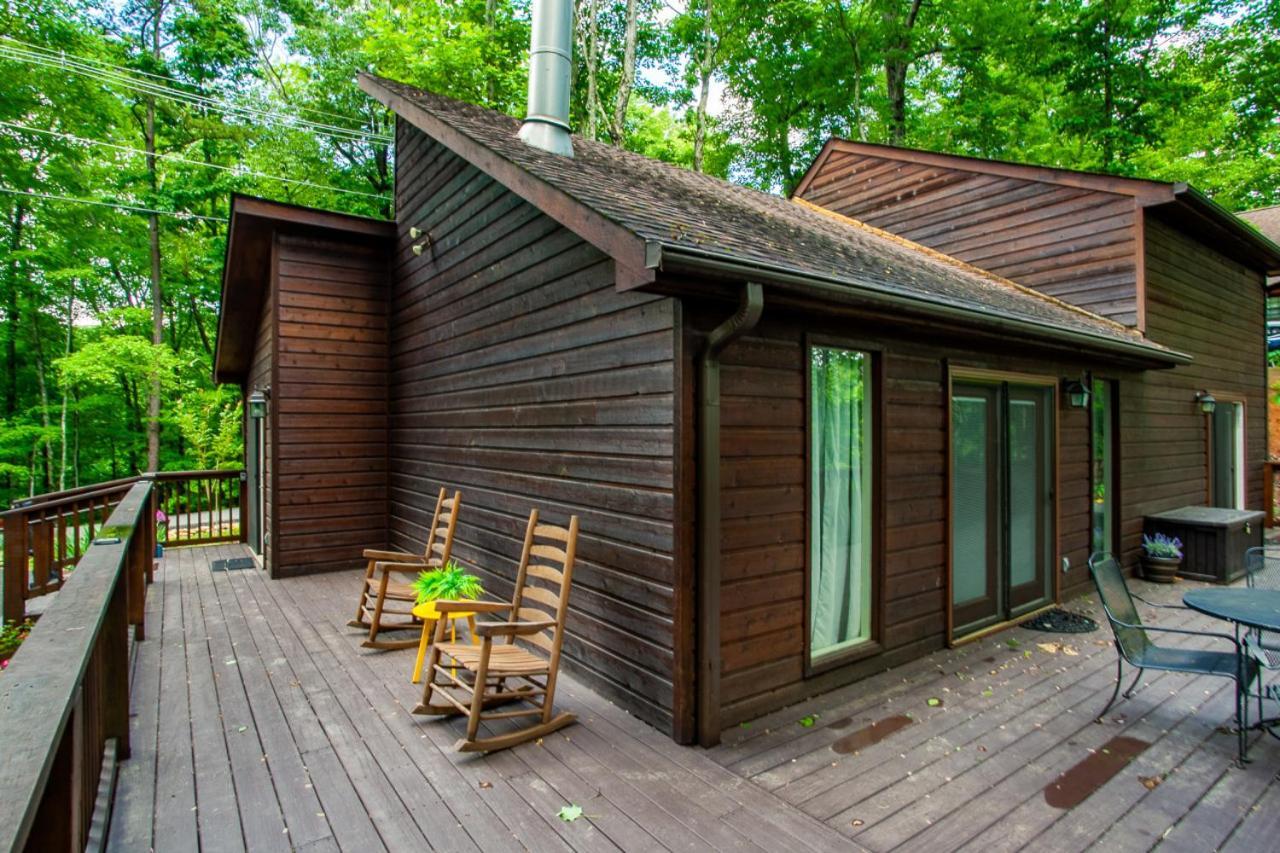 Little Cub Cottage - Mtn Views & Community Pools Gatlinburg Zewnętrze zdjęcie