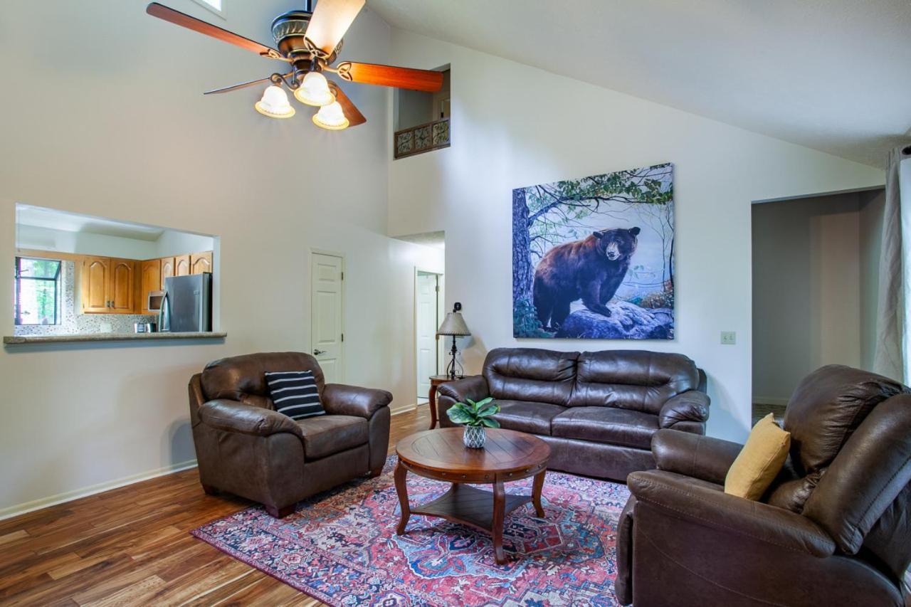 Little Cub Cottage - Mtn Views & Community Pools Gatlinburg Zewnętrze zdjęcie